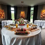 Dam Boutique & Restaurant 4*