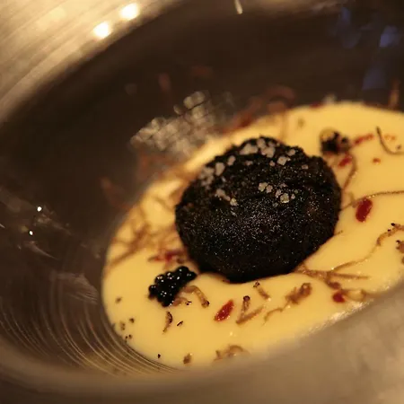 Dam Boutique & Restaurant Отель 4*