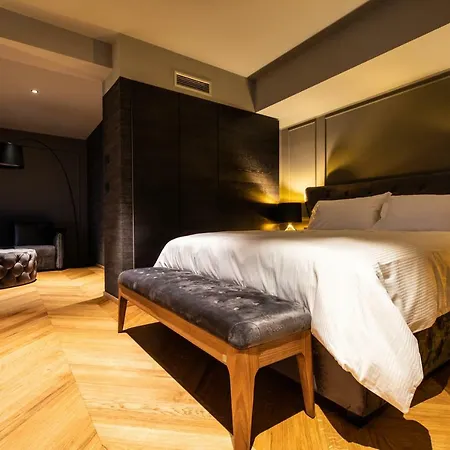 Dam Boutique Hotel&restaurant Hotel