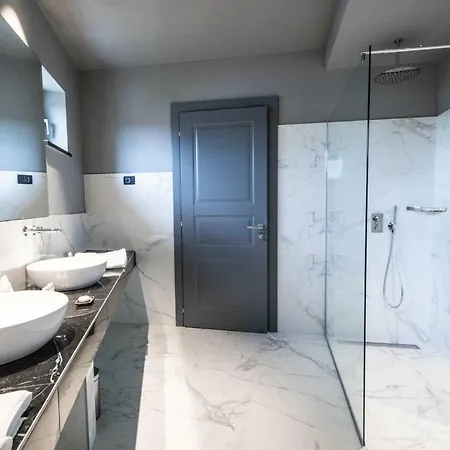 Dam Boutique & Restaurant Ξενοδοχείο 4*