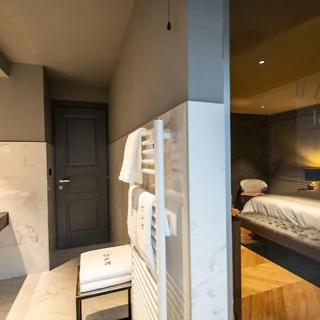 Hotel Dam Boutique & Restaurant 4*