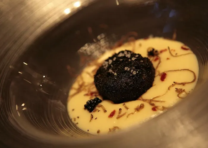 Dam Boutique & Restaurant Hotell 4*