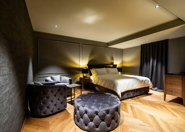 Dam Boutique & Restaurant Hotell 4*