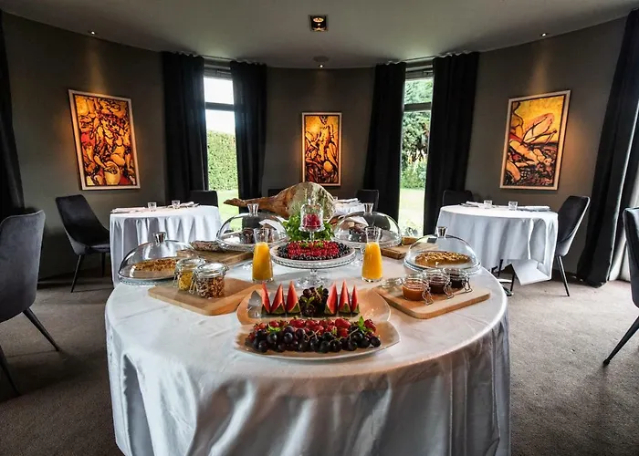 Dam Boutique & Restaurant 4*